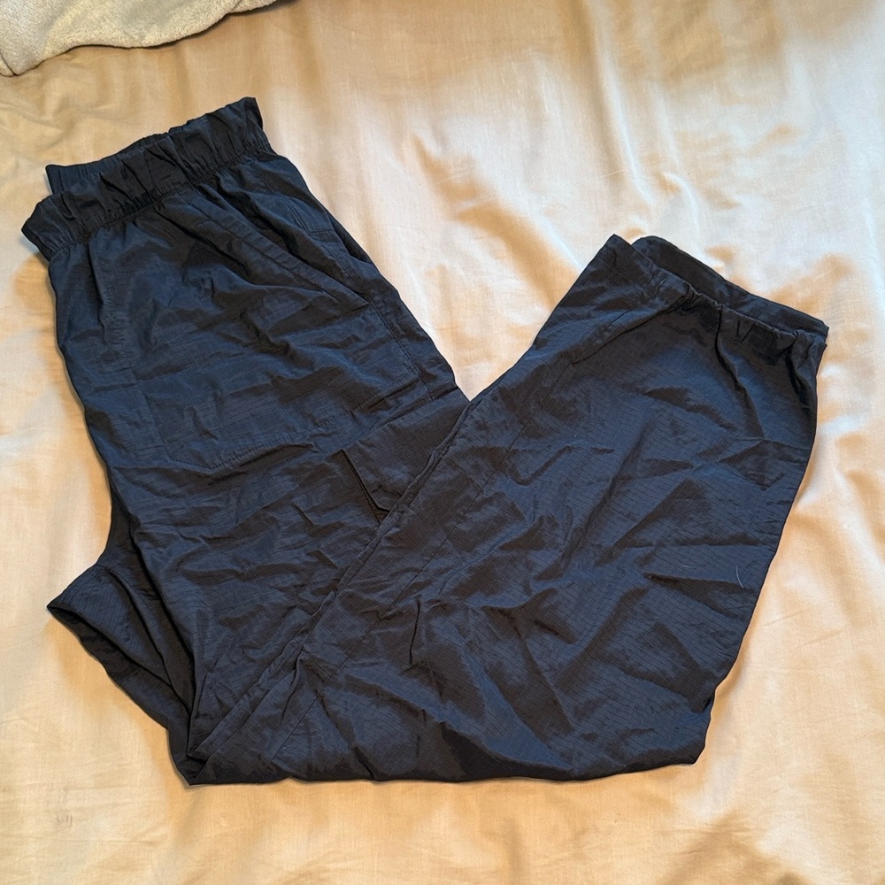 Women’s the NorthFace black trail cargo pants